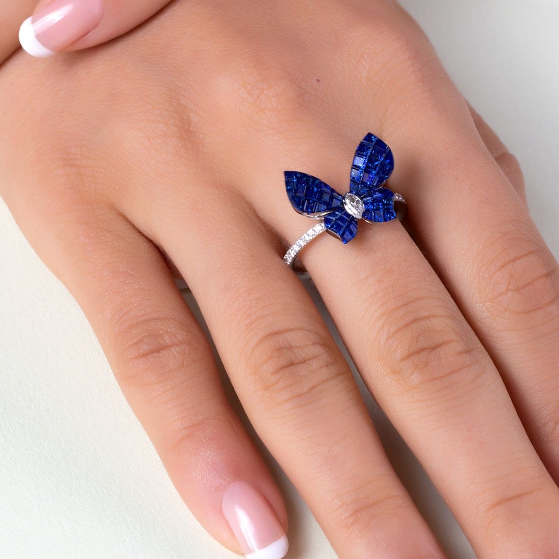 MADEMOISELLE B., Sapphire Ring